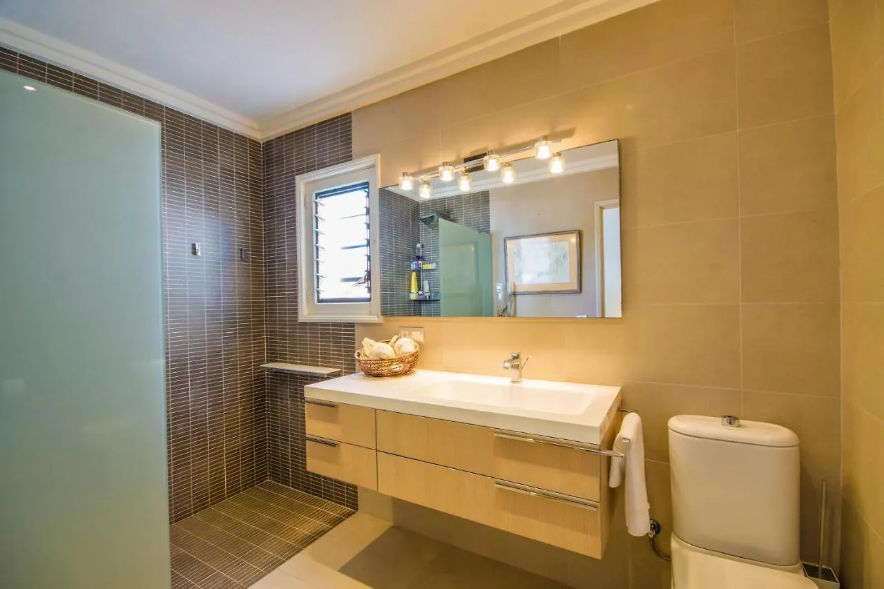 Ideal Property Mallorca - Llenaire Port de Pollenca 0*,